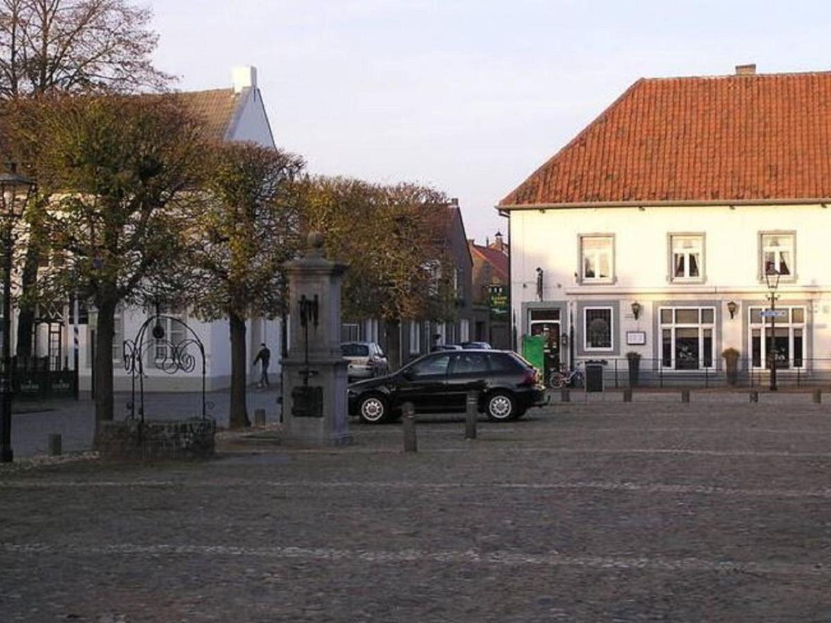 Cozy Apartment In Roasting Near The Belgian Border Roosteren Exterior photo